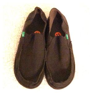 Men’s Sanuk shoe, size 11 NWOT